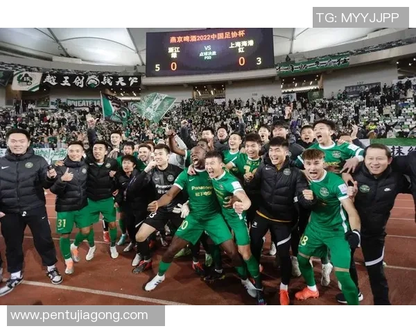 沈阳足球明星赛818盛大开启球迷齐聚共庆足球盛宴